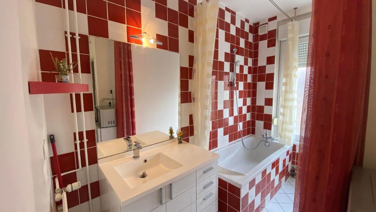 Appartement Dans Une Impasse Calme Proche De La Gare Amiens Exterior photo